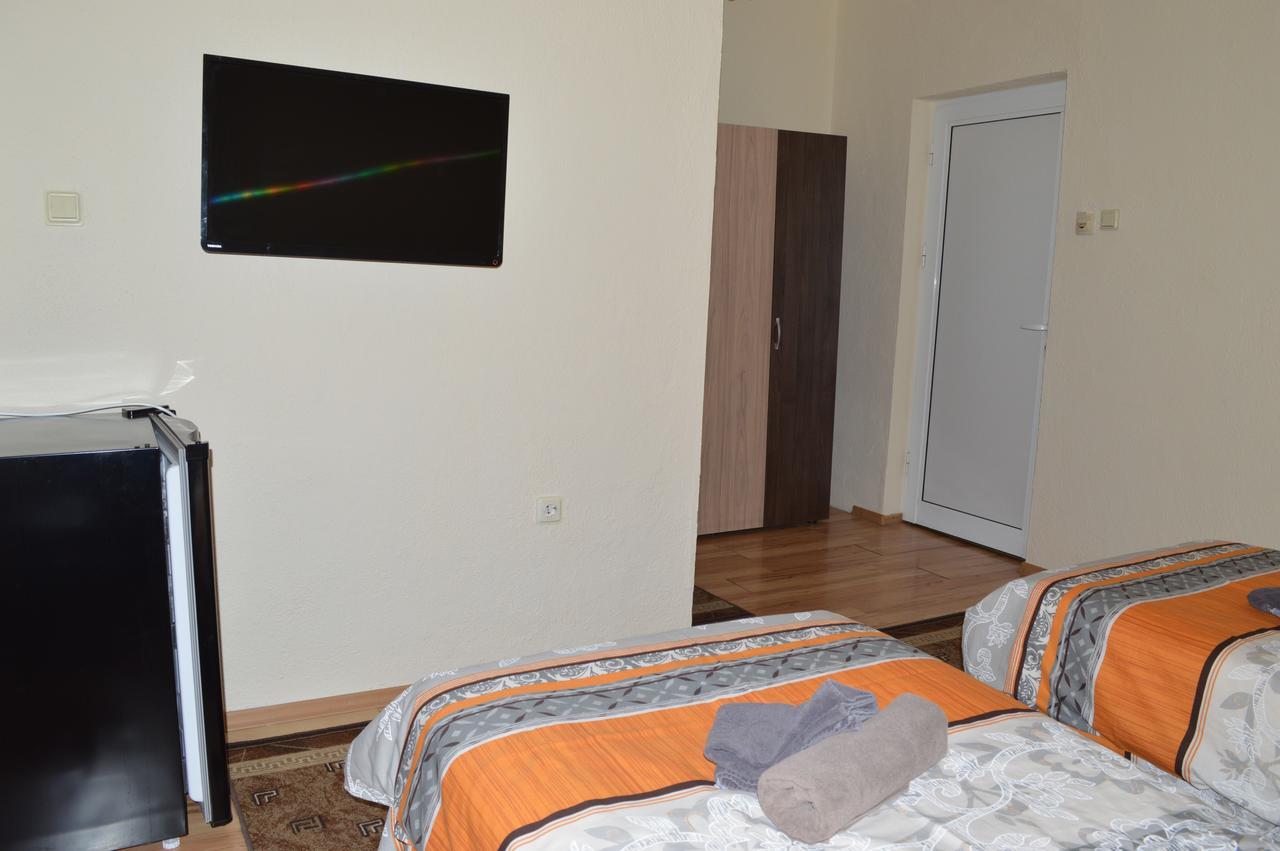 Dionis Hotel بيتريتش المظهر الخارجي الصورة